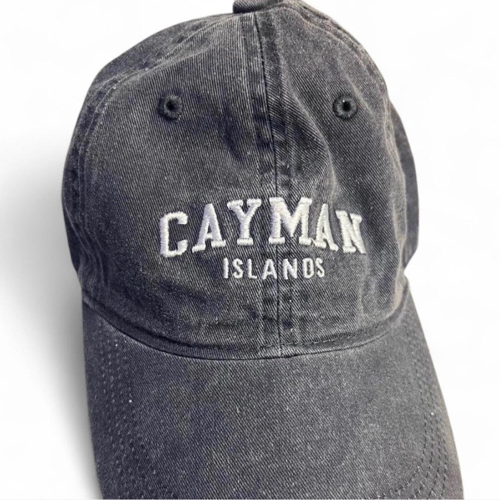 Retro Tourist Baseball Hat – Island Vacation Vibes